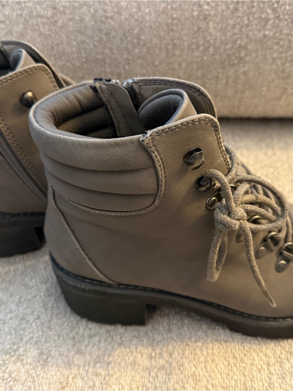 Cliffs by White Mountain Women’s gray Lace-Up Ankle Boots